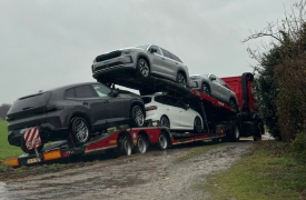 Bisarca bloccata in un fosso a Saronno