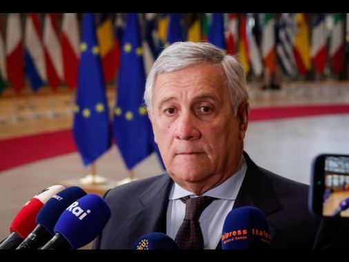 Tajani, 'l'uso dei fondi del Ponte? Valutiamolo, ma l'opera va fatta'