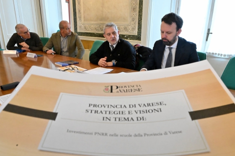 Sulle scuole provinciali pioggia di 29 milioni