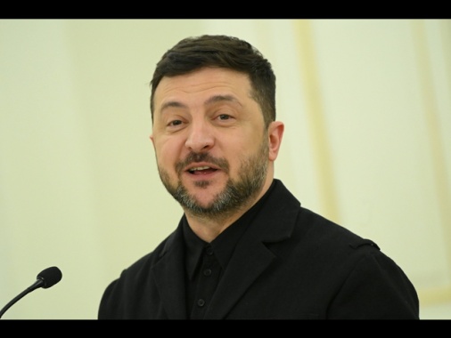 Zelensky, 'nessun raid russo su energia, Mosca si sposta su logistica '