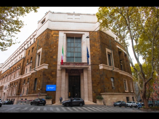 Fonti Mimit, in arrivo 1,6 miliardi del Fondo automotive fino al 2030