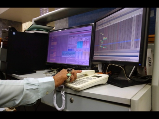 Borsa: Asia in difficoltà, vendite sul comparto dei microchip, Tokyo -1,25%