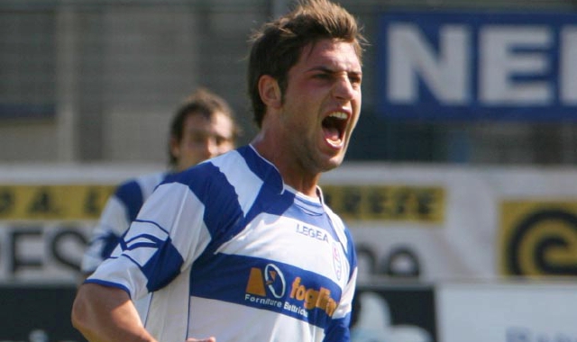 Nicolas Giani con la maglia della Pro Patria