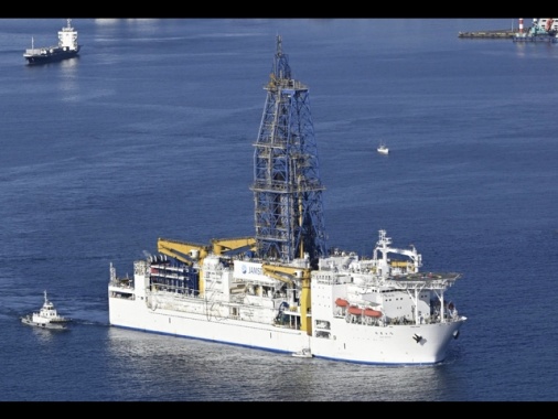 Giappone, svolta sulle terre rare: estrazione record a 5.600 metri nel Pacifico