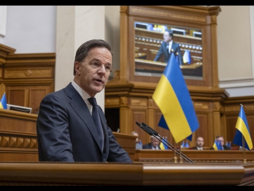 Zelensky, con Rutte oggi al memoriale dei caduti a Kiev