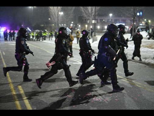 Trump ritira 700 agenti federali dell'immigrazione da Minneapolis