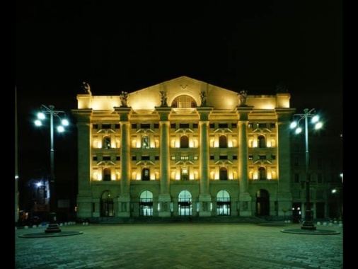 Borsa: Milano chiude poco sotto i 47mila punti, sprint di Mediobanca