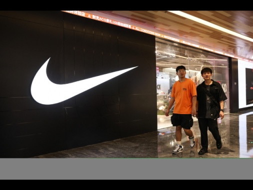 'Amministrazione Trump contro Nike per discriminazione dipendenti bianchi'