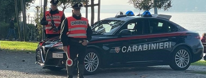 Perseguita la ex. Arrestato
