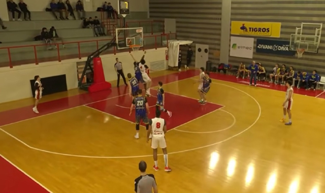 Derby al Campus: Gazzada si arrende