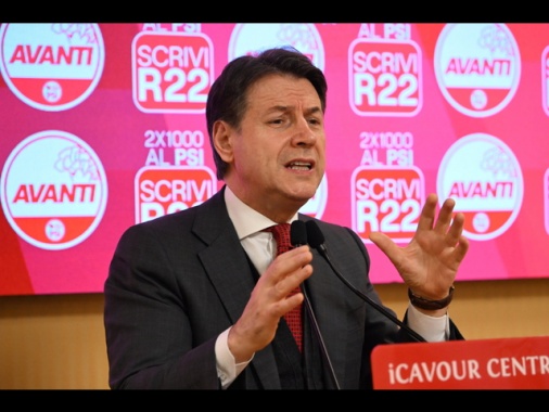 Conte, condanniamo sempre violenze ma Meloni ci parli del flop sicurezza