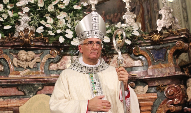 Mese della vita, monsignor Napolioni a Varese