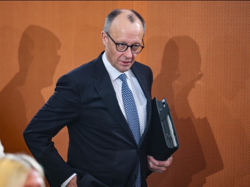 Merz, Parigi mira a un supercaccia di cui Berlino non ha bisogno