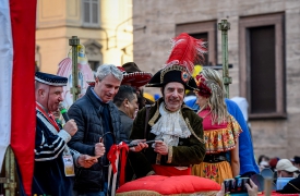 Varese: sabato grasso e strade chiuse