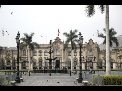 Perù, ballottaggio in Parlamento per la presidenza ad interim