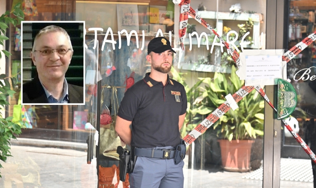 I sigilli sul negozio di via Milano a Busto Arsizio. Nel riquadro, la vittima, Davide Gorla