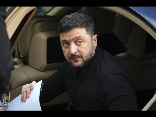 Zelensky, 'siamo pronti a compromessi ma non a scapito nostra sovranità'