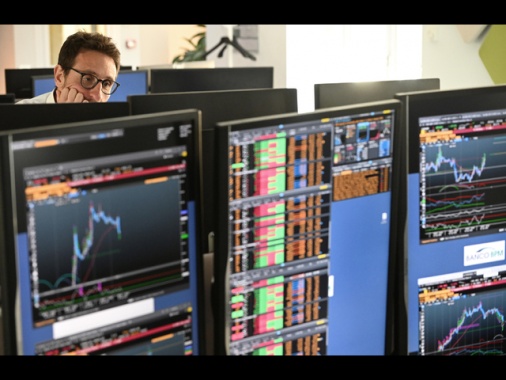 Lo spread tra Btp e Bund chiude stabile a 60 punti