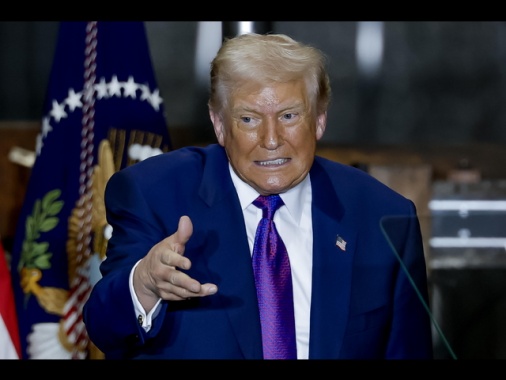 Trump, 'molto deluso dalla sentenza, mi vergogno dei giudici'