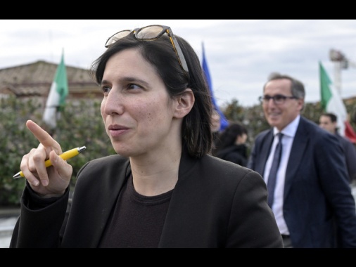 Schlein, vediamo se Meloni difenderà il suo amico Trump o gli italiani