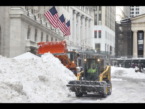 Allerta maltempo negli Usa, a New York attesi fino a 40 centimetri di neve