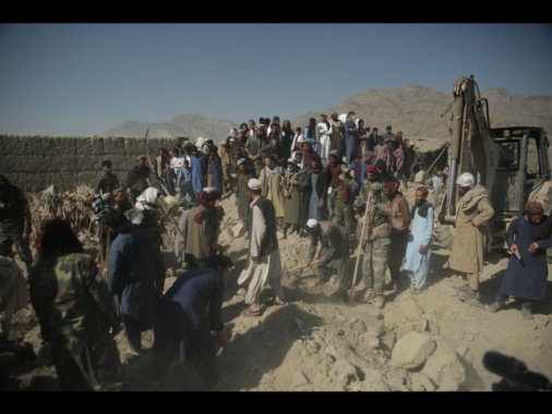 Media, 'i talebani afghani convocano l'ambasciatore pachistano dopo i raid'