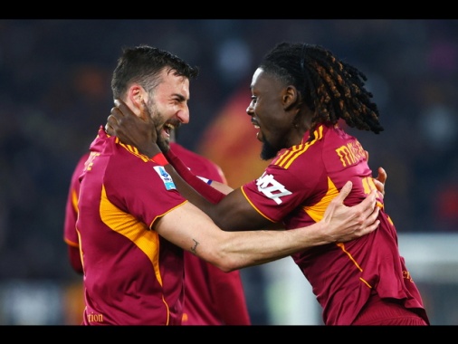 Calcio: Roma-Cremonese 3-0