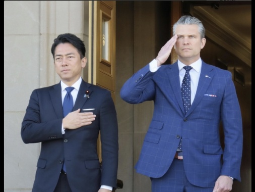 Giappone-Usa: base area Futenma, no a restituzione senza pista più lunga