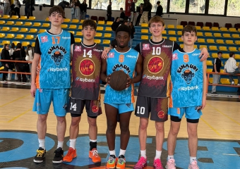 School Cup, Einaudi show a Gallarate