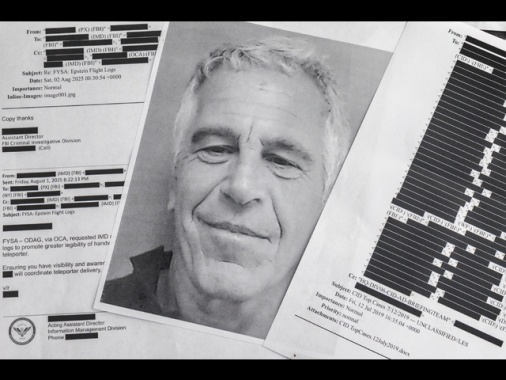 Nyt, dipartimento Giustizia ha censurato accuse a Trump dai file Epstein