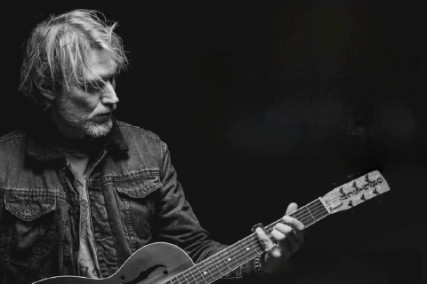 Andrea Van Cleef al Black Inside