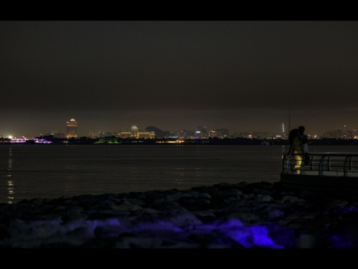 Studenti torinesi a Dubai per progetto Onu, spostati in altri hotel