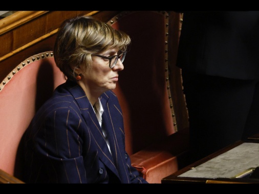 Il femminicida perde i diritti sulle spoglie, ok definitivo dalla Camera