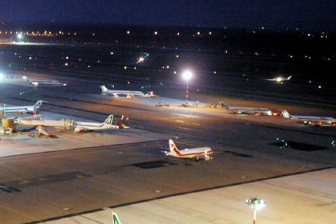 «Fumo in cabina»: allarme a Malpensa