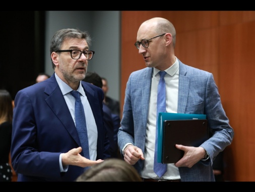 Giorgetti, l'Ue adotti misure straordinarie sull'energia come nel 2022