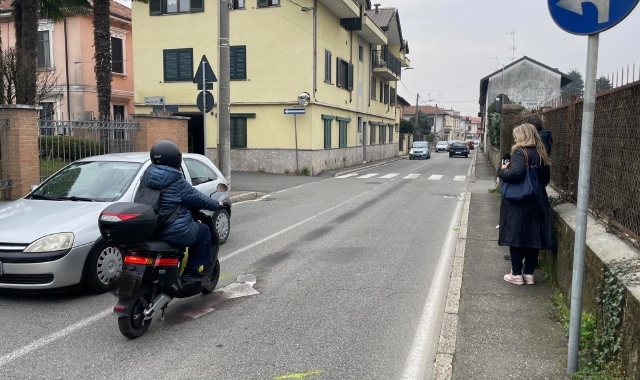 Il tragico incidente è avvenuto in via Vittorio Veneto (foto Domenico Ghiotto)