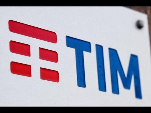 Tim torna in utile nel 2025 per 519 milioni