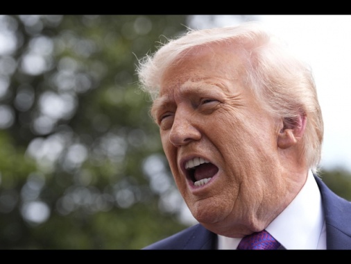 Trump, 'canaglie iraniane hanno ucciso per anni, ora onore ucciderli io