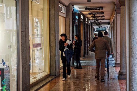 «Difendiamo i negozi. Altrimenti è il deserto»