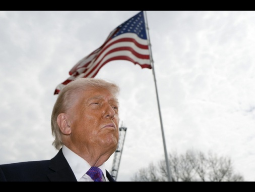 Trump, 'futuro della Nato molto negativo se non aiuta in Iran'