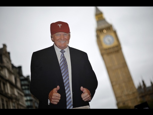 Trump, 'ho chiesto a Londra di intervenire, si sono rifiutati'