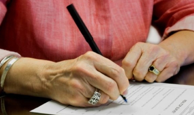 Giallo sul presunto testamento falso: i periti si dividono