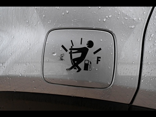 Codacons, il taglio delle accise deve essere almeno di 20 centesimi