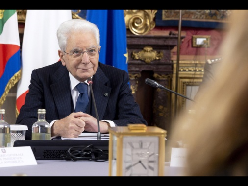 Mattarella firma il decreto legge carburanti