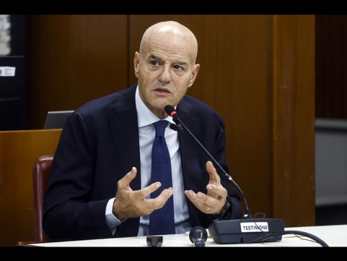 Descalzi, 'con prezzi greggio e gas elevati ci sarà dividendo straordinario'