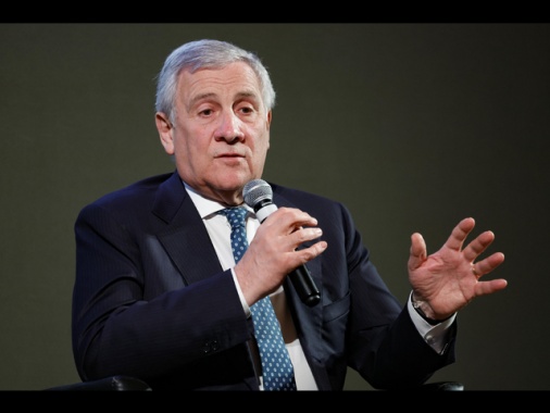 Tajani, dichiarazione Londra solo politica, non militare