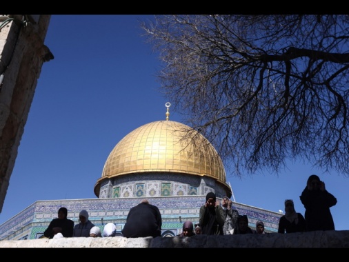 Esplosione nella Città vecchia di Gerusalemme dopo lancio di missili da Iran