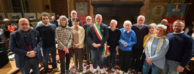 Azzate premia i cittadini benemeriti
