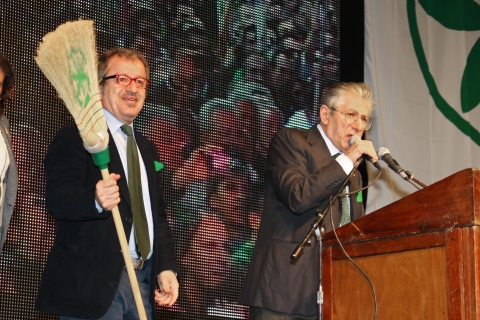 Bossi e il segreto svelato della cena col Cav