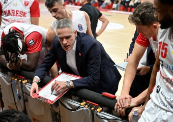 Varese a Napoli per fare poker